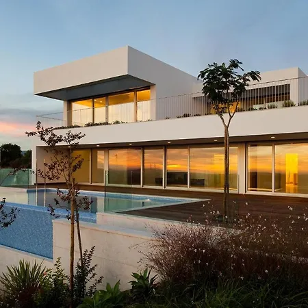 Spacious Sunset With Breathtaking View Villa