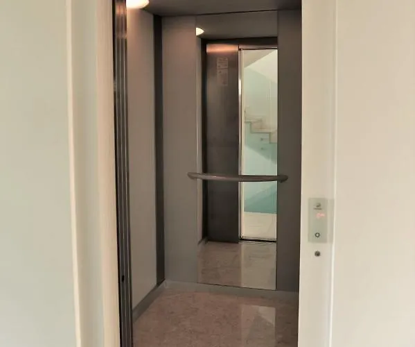 Spacious Sunset With Breathtaking View ポルティマン